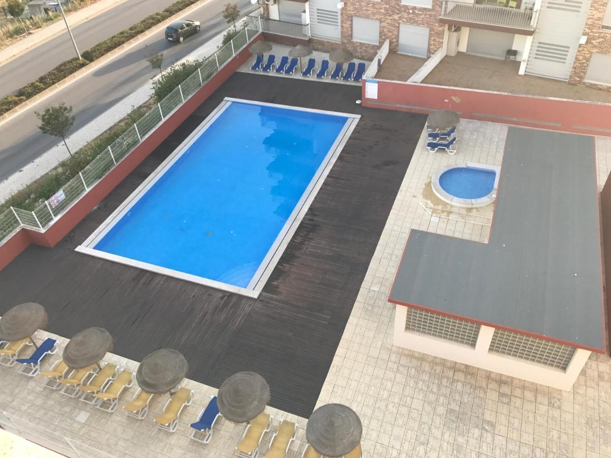 Apartamento T3 Al-Gharb Armação de Pêra Dış mekan fotoğraf